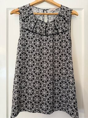LOFT Black & White Geometric Patterned Sleeveless Top